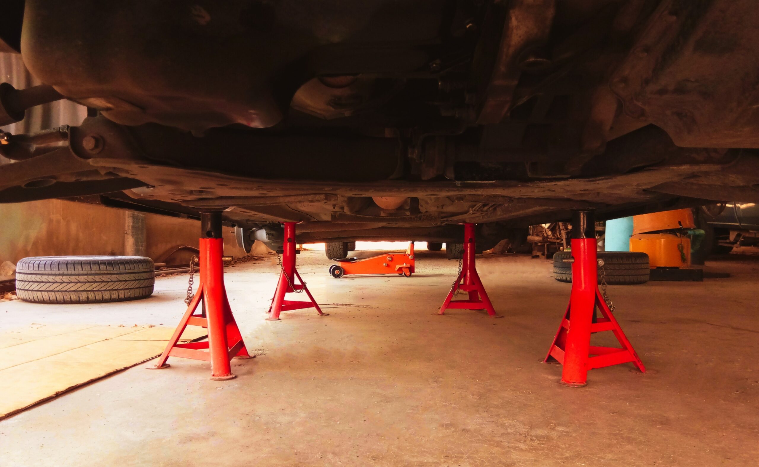 jack stand to lift car for fix